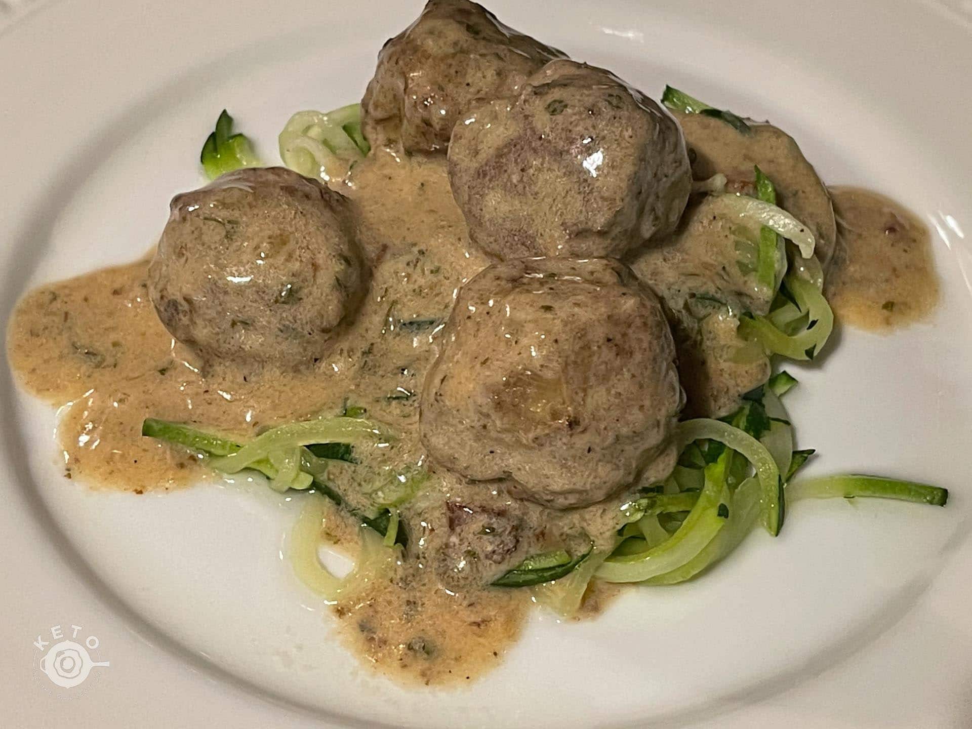 Keto Swedish Meatballs (Easy & Creamy!) - Wholesome Yum