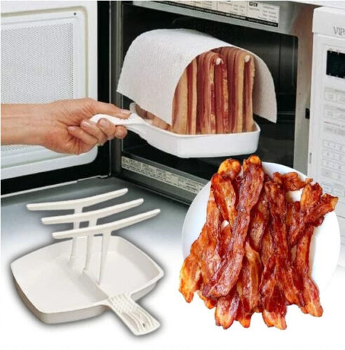 microwave bacon cooker, paper towel over raw bacon going in microwave and cooked bacon