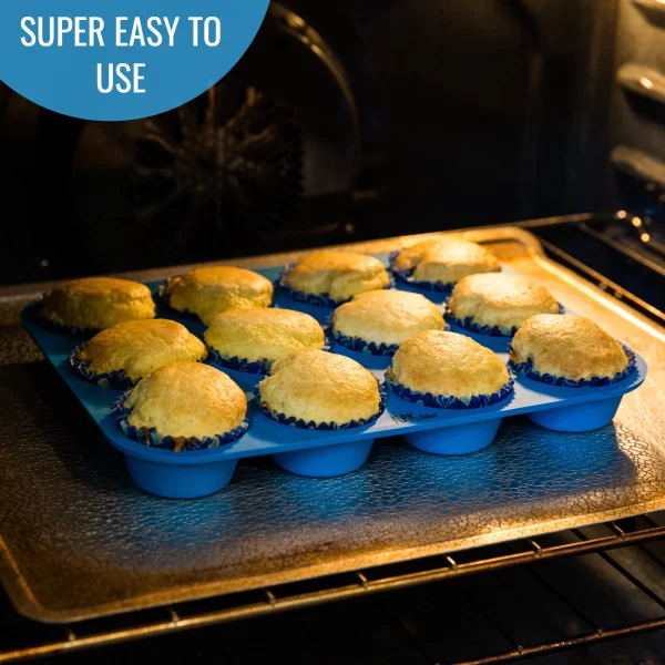muffins in blue pan in oven